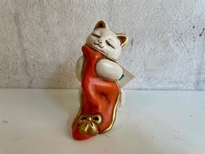 Gatto con coperta rossa Thun – mod 11