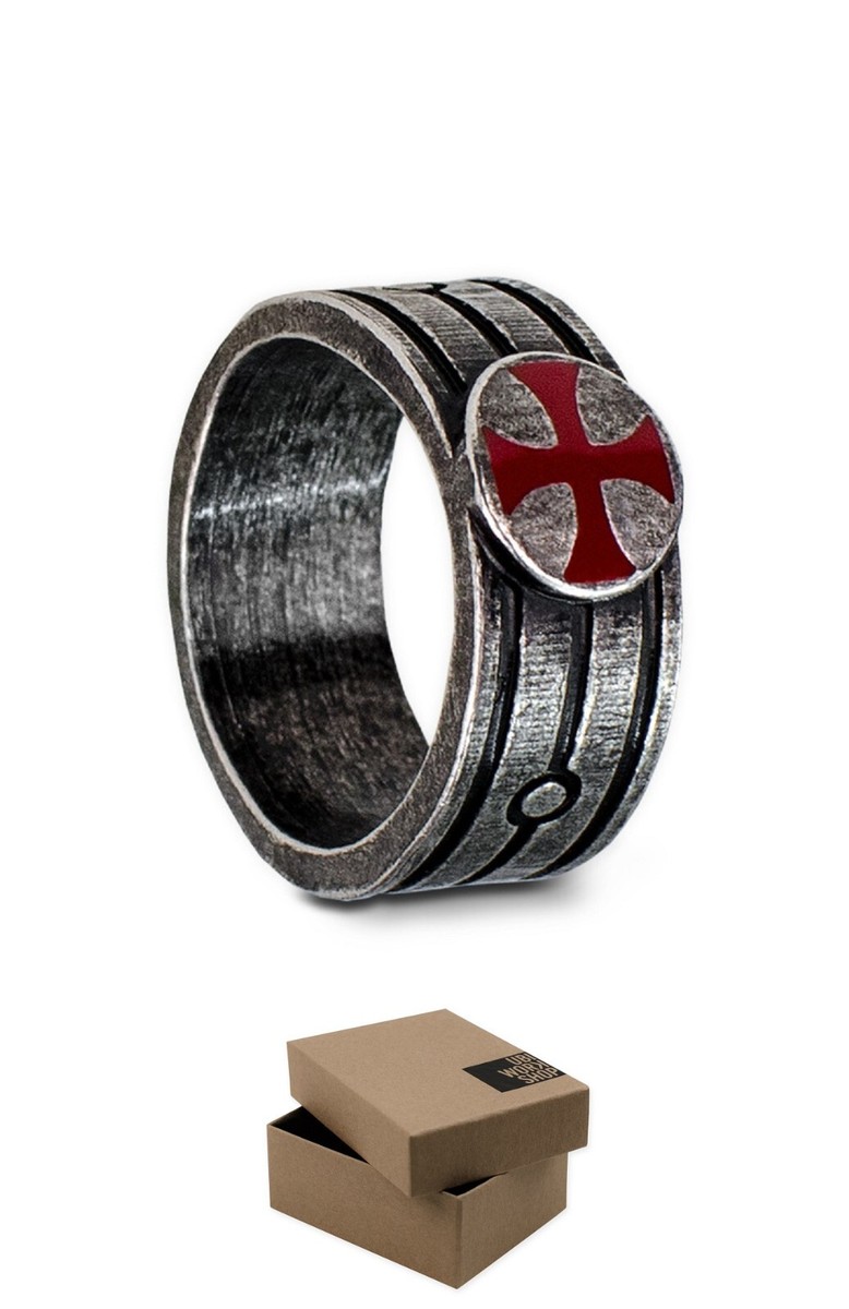 ユ*キ様 アサシンクリード　テンプル騎士団の指輪　UBI WORKSHOP MEDIUM SIZE Assassin's Creed Templar Ring - Collection by Ubi