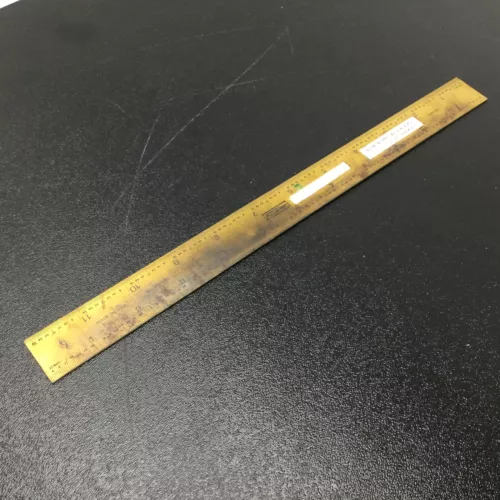 Fowler 52-399-012 Rigid Golden Rule 12"/300mm, Graduation: mm, .5mm, 1/64, 1/32