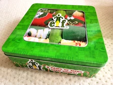 NIB Buddy the ELF Mens 8 PAIRS Christmas Crew Socks in Gift Box Tin Bioworld