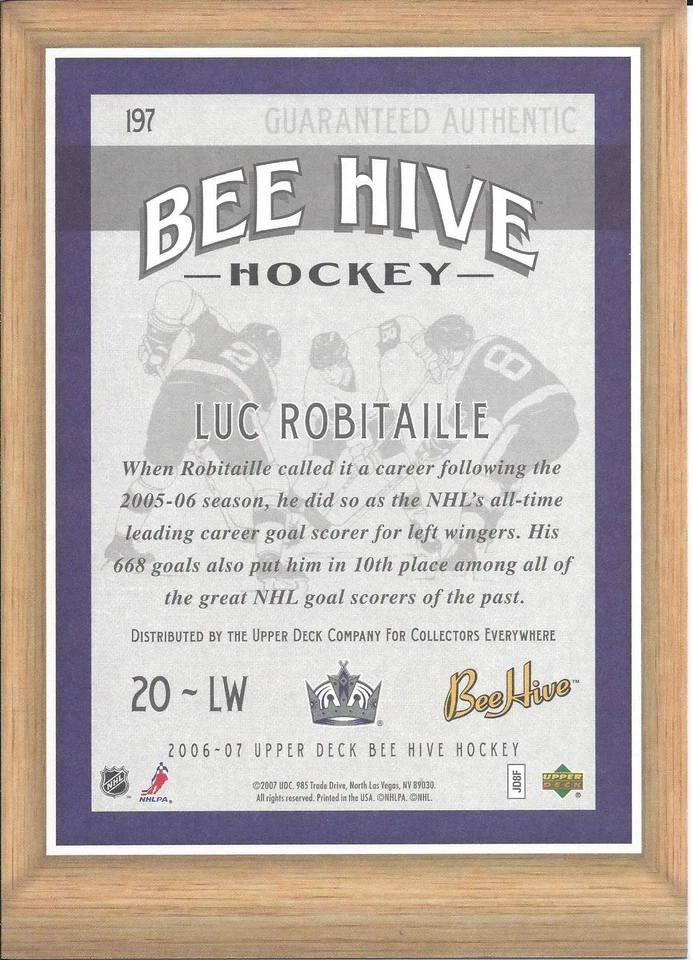 2006-07 Upper Deck BeeHive LUC ROBITAILLE Oversize 5 X 7 #197 Bee Hive Jumbo - Image 2 of 2