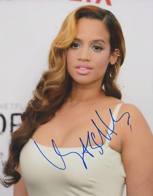 Dascha Polanco signiertes 10x8 Foto 