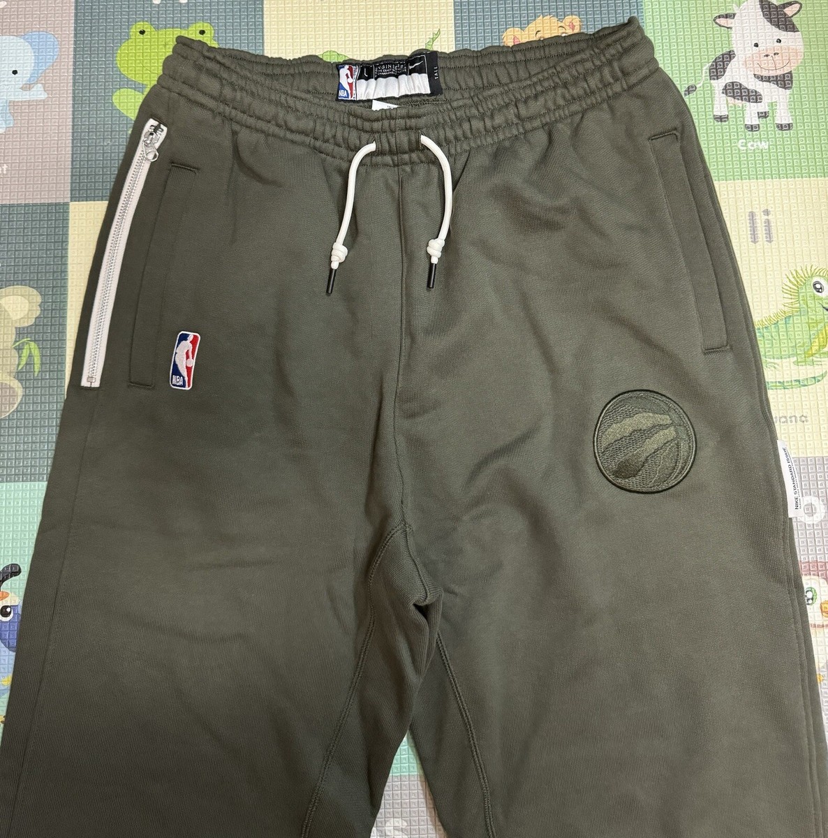 Nike トロント・ラプターズ パンツ トロント・ラプターズ Nike サーマフレックスパンツ