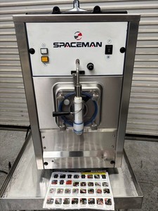 Frozen Drink Margarita Machine SpaceMan 6490 120V Counter Top NSF Slushy #4789