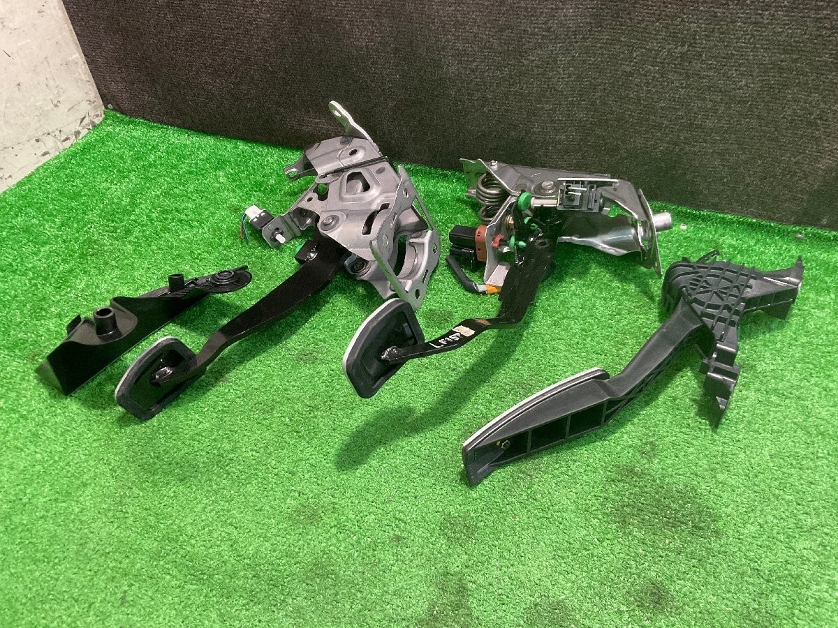 Mazda RX-8 SE3P Pedal Set Accelerator Brake Clutch | eBay