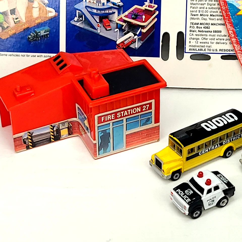 VTG Micro Machines Mixed Lot of 8+ Galoob Micro Sonic Flashers Trucks & Cars - Image 3 of 4