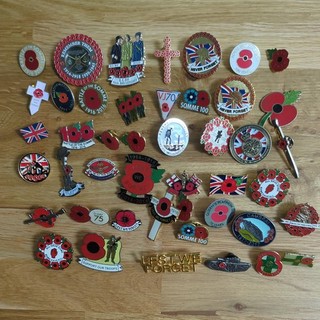 Job lot of Remembrance Pin Badges 45 in Total