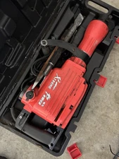 XtremepowerUS 2200W Electric Demolition Jack Hammer Chisel & Point Bits Included