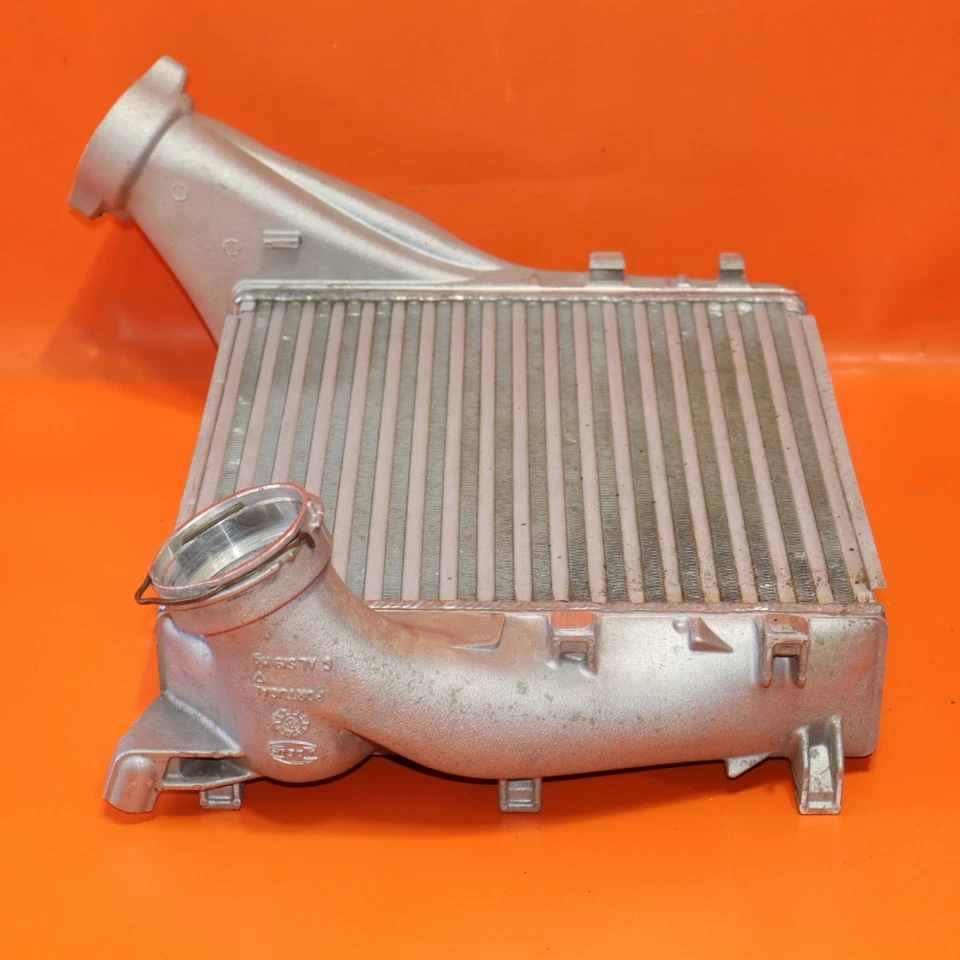 ИНТЕРКУЛЕР PPORSCHE CAYENNE TURBO GTS ПРАВЫЙ 2014 2015 2016 2017 2018 7L5145804D - Изображение 3 из 4