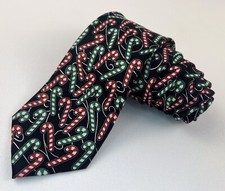 Hallmark Holiday Traditions Neck tie Christmas Candy Canes Gold Trim Holiday Tie