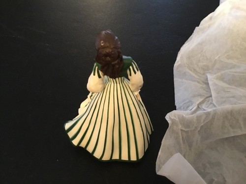 Hallmark Gone with the wind Scarlett Plastic 1999 Ornament  - Picture 3 of 4