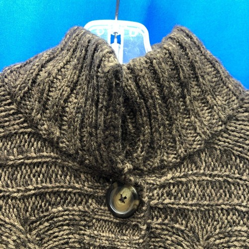 Ladies EUC Decree S chocolate brown cable knit acrylic "capelette" button close - Picture 5 of 8