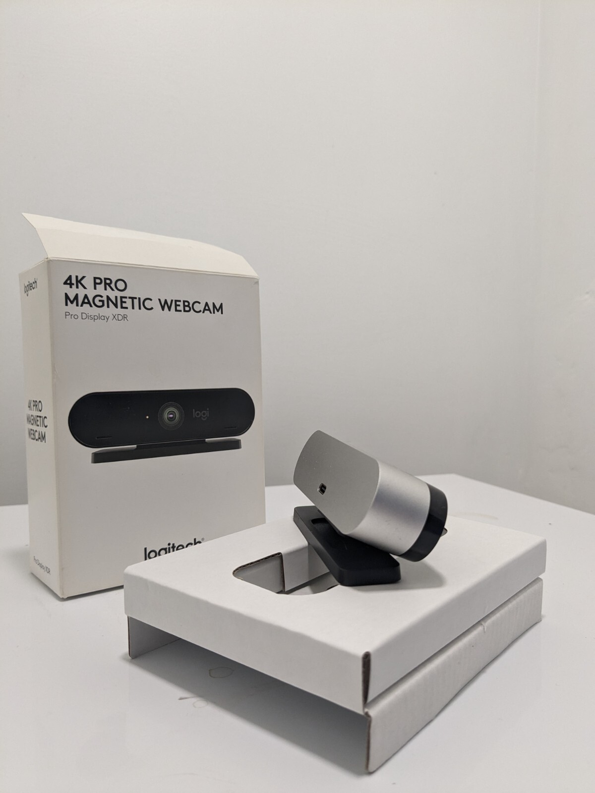 Logitech 4K Pro Magnetic Webcam for Pro Display XDR - Black | eBay