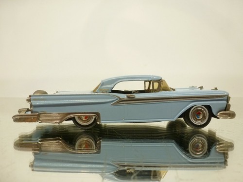 WESTERN MODELS FORD GALAXIE SKYLINER 1959 - BLUE 1:43 - GOOD CONDITION - 112 - Picture 12 of 12