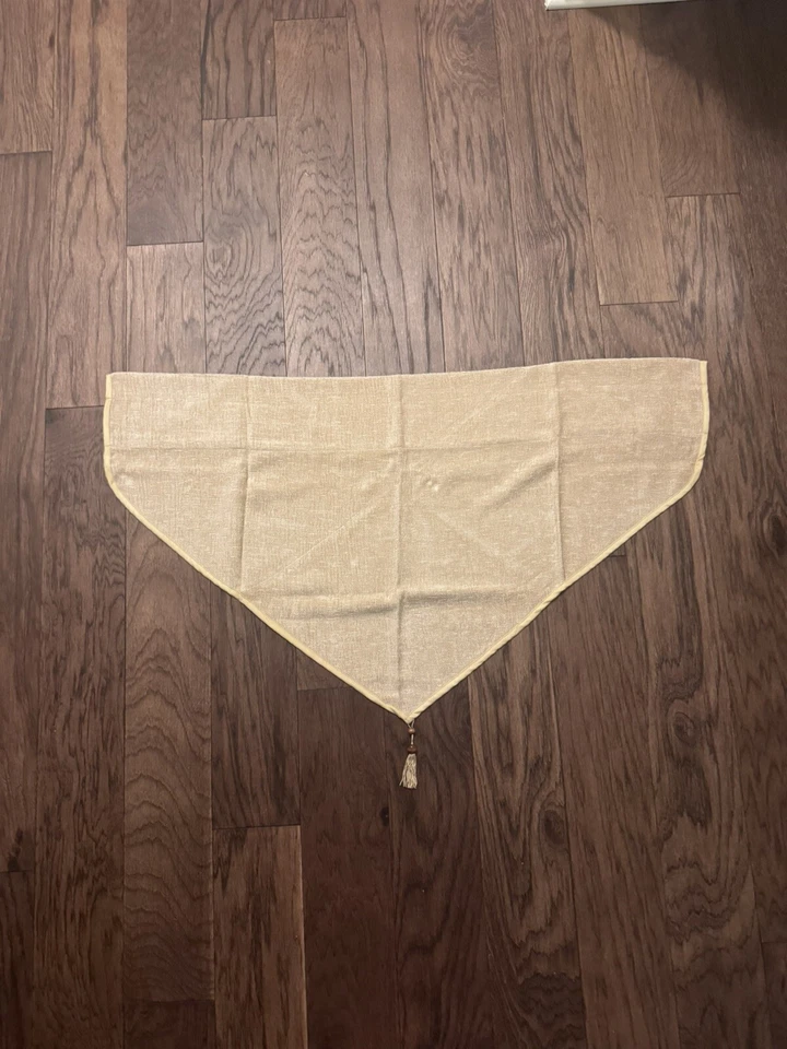 Lote de 4 Cenefas Croscill Classics Ascot 40" x 25" Tratamiento Ventana Champagne Foto 2 de 3