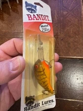 Pre-Pradco Bandit 300 - Lg. Red Pack w/ Triple Grip - Brn. Craw Org. Belly - 304