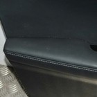 Panneaux de portière intérieurs pour le côté gauche pour automobile