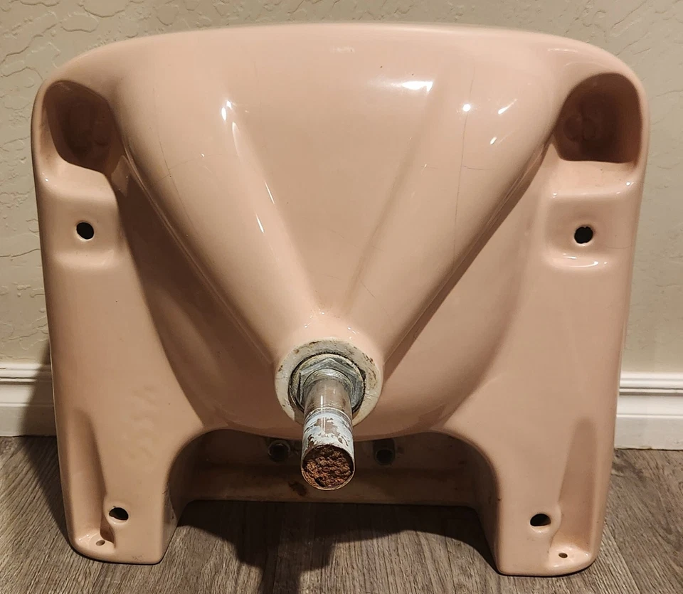 "FREGADERO DE BAÑO VINTAGE AMERICANO ESTÁNDAR ROSA 19""x 18"" pequeña grieta como está" Foto 4 de 4