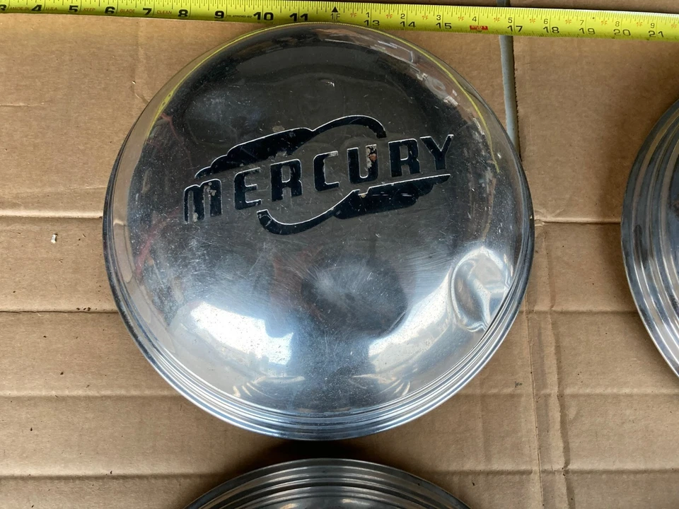 Conjunto de 4 calotas de artilharia para cachorros Ford Mercury 1946 - Imagem 2 de 4
