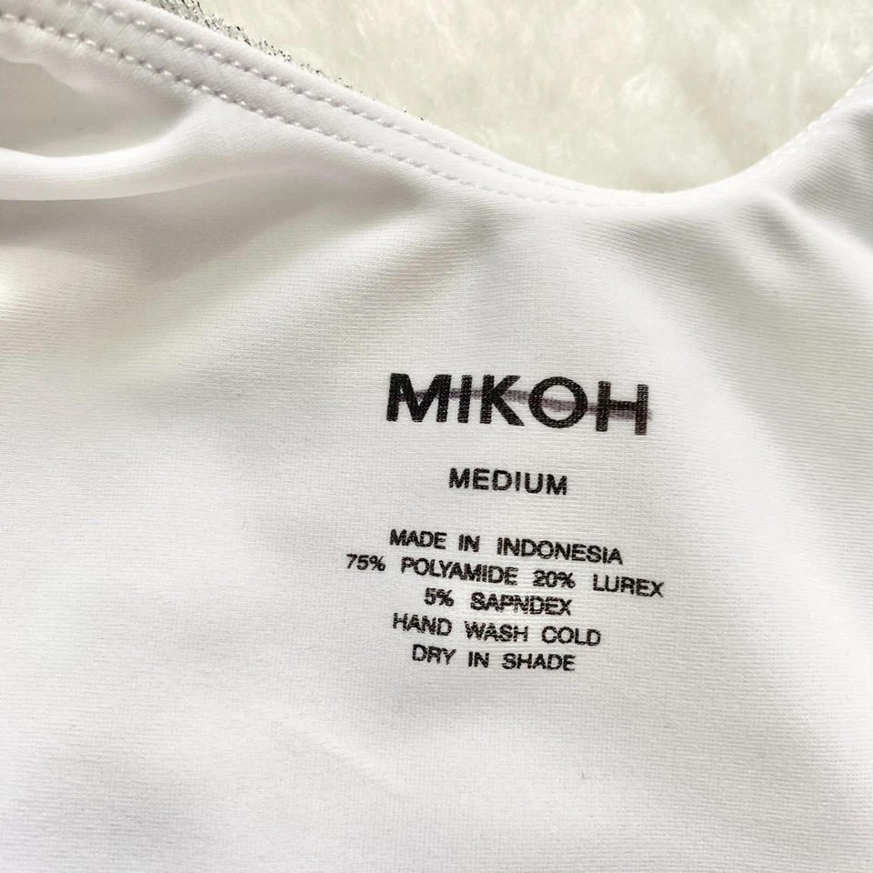 Traje de baño Mikoh Mala de una pieza NUEVO talla mediana plateado brillante $228 Foto 4 de 4