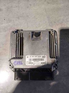 OPEL ASTRA H Estate L35 Motorsteuergerät ECU 55577619 2006 32005943
