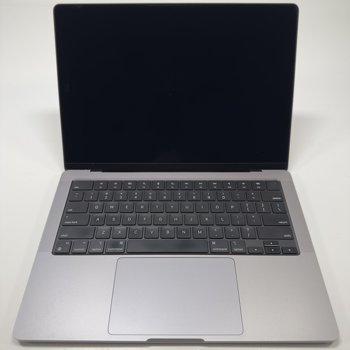 MacBook Pro 2021 14 インチ M1 Pro 16/512 Amazon.com: Apple 2021 MacBook Pro M1 Pro chip (14-inch