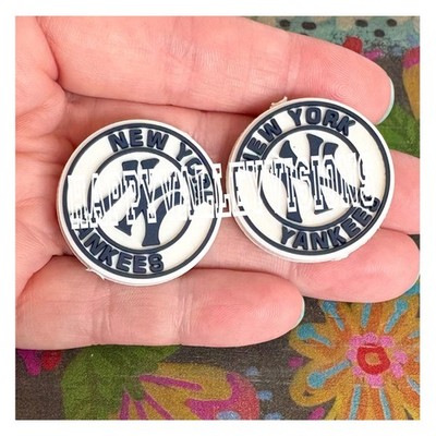 2 Piece NEW YORK Baseball Team Silicone Focal Beads DIY Jewelry Pens