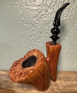 ANNE JULIE FREEHAND SITTER ESTATE PIPE Beautiful Grain And Shape!