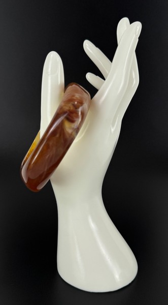Alternate view of $150 Veronica Beard Nib Auth Tortoise Sculpted Resin Bangle Bracelet Gold Plated