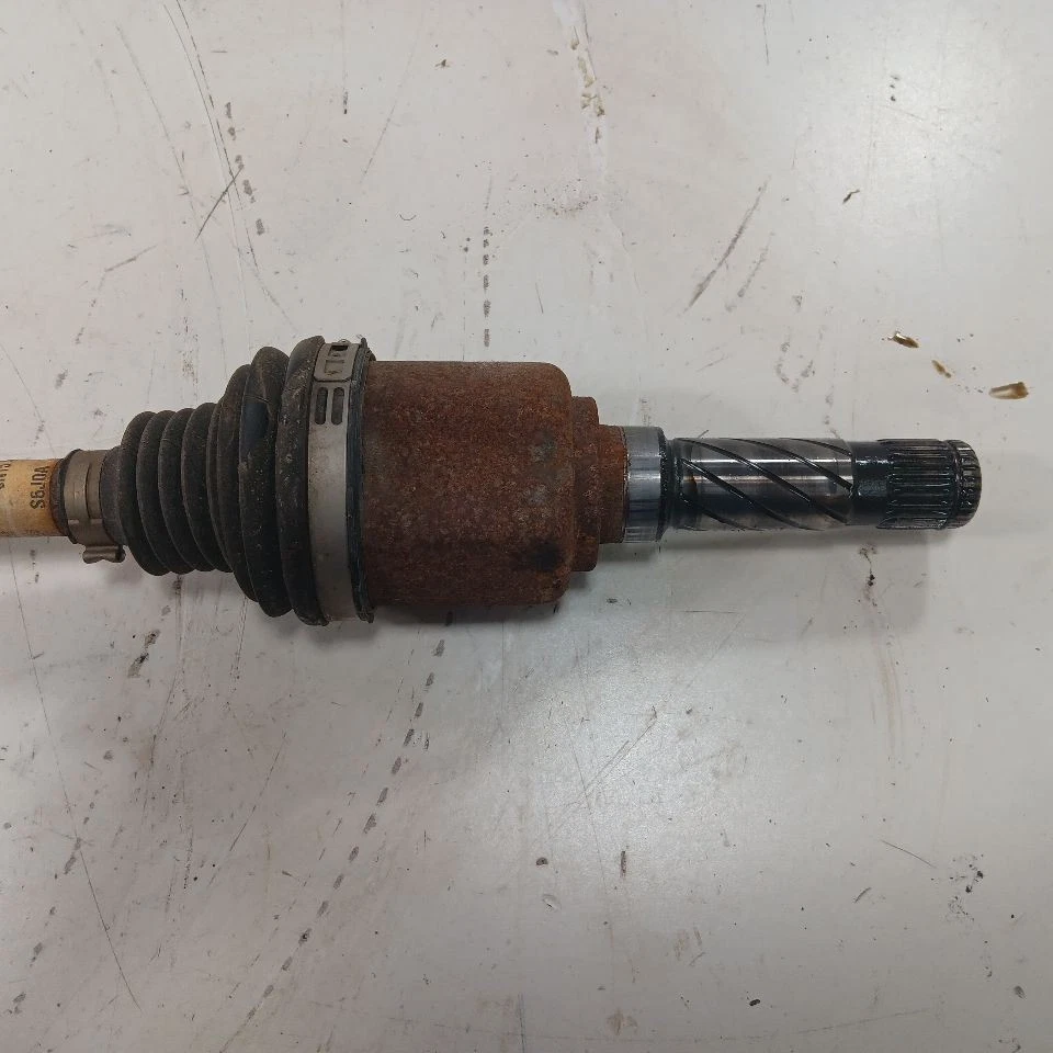 Eje trasero izquierdo CV compatible con Ford Ecosport 18-22 Foto 3 de 4