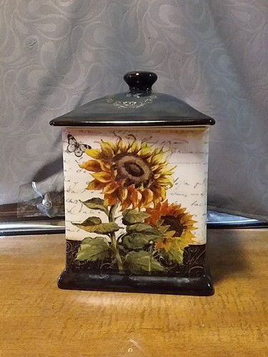 Zertifiziert Int'l Keramik Sonnenblumen Kanister Groß 8" Cottagecore Quadrat