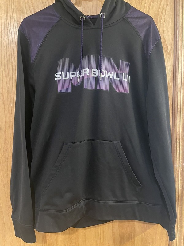 MAJESTIC Brand - Super Bowl LII  - Hoodie - Large / Black w/ Purple