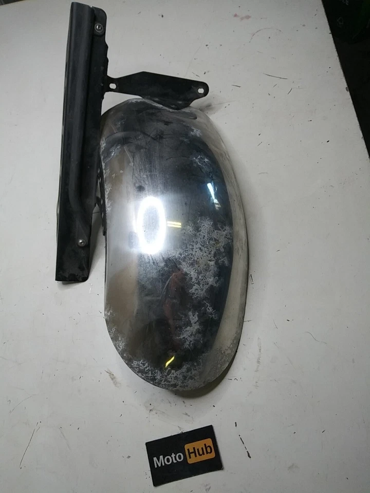 Guardabarros trasero Triumph Speed Triple 955i 1999 aluminio metal guardabarros Foto 3 de 4