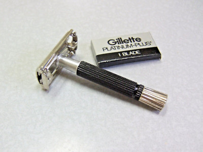 Vintage 1971 Gillette Black Super Speed TTO Double Edge Safety Razor