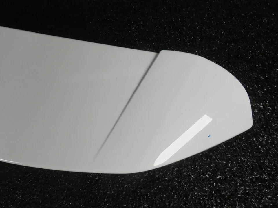 Mercedes GLK350  Spoiler Attachment Rear Polar White  13 15 A2047901388    9149 Foto 4 de 4