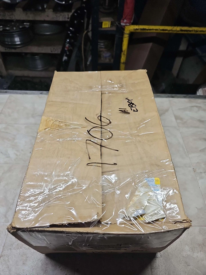 Chrysler Sebring 95-00 Stratus 1996-1998 2,4 L *nuevo* colector de escape Mopar Foto 4 de 4