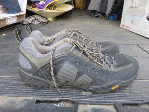 merrell men's intercept