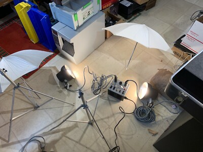 Novatron High Efficiency Studio Strobe Kit w/ 240 Pwr Supply, Two Lights, Stands