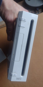 Nintendo Wii Lot Game Console Bundle w/ Controllers, Cables & Games Mario Zelda