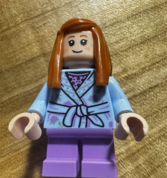 Lego Harry Potter La Madriguera - Minifiguras de Harry, Ron y Ginny - 76437 Foto 3 de 3