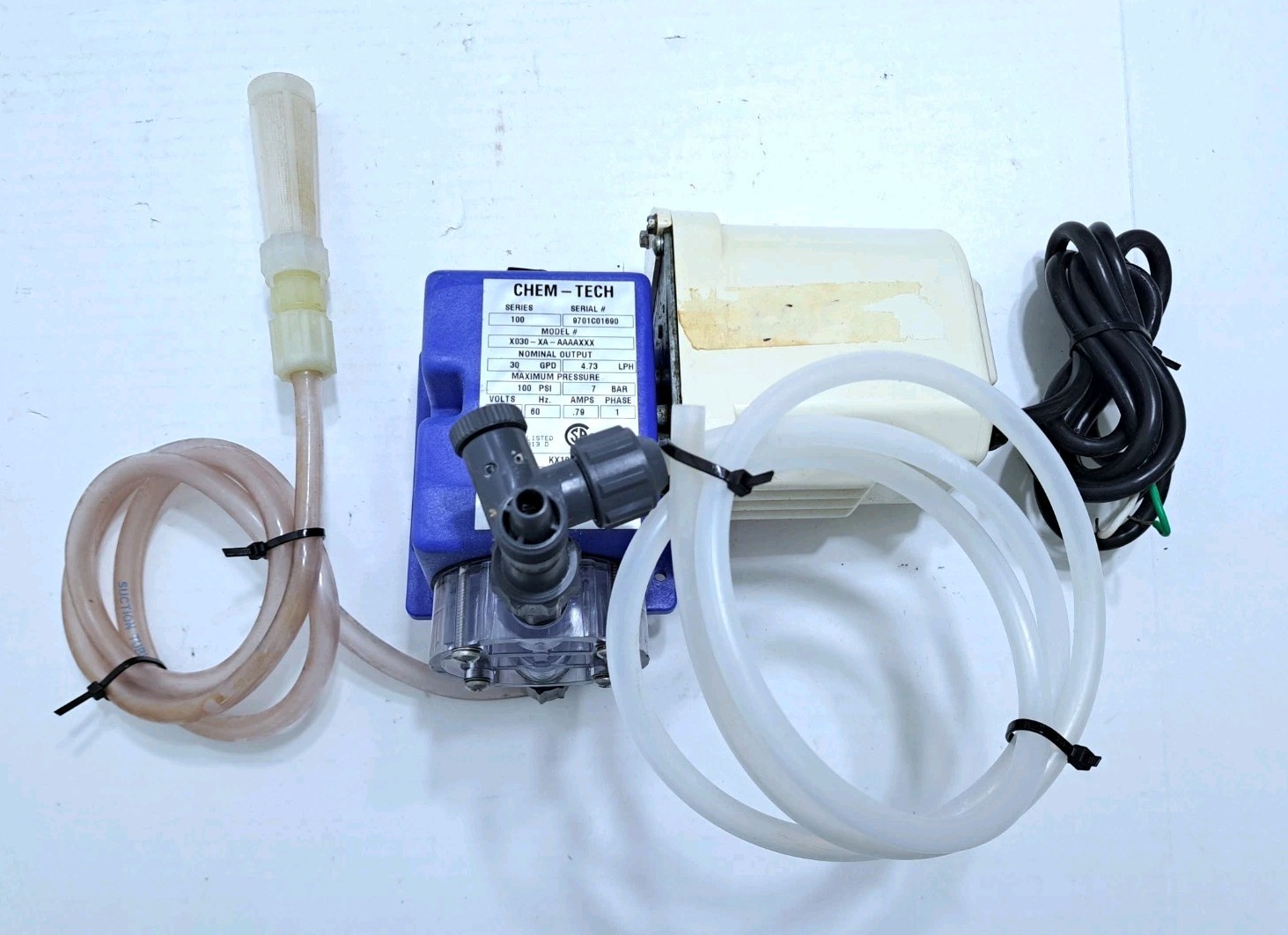 CHEM-TECH X030-XA-AAAAXXX Series 100 Chemical Metering Pump Pulsafeeder