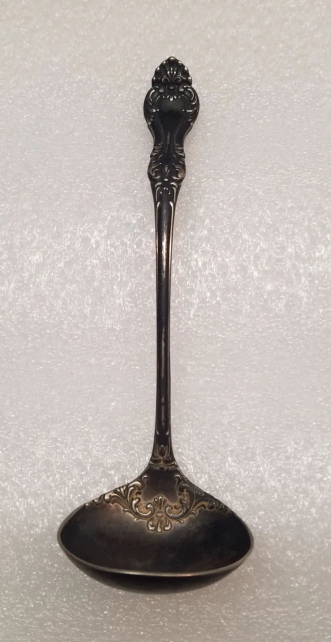 Wm Rogers Silver Plated Gravy Ladle Pat April 4 1898 6 Inch Fleur de Lis 3996JR