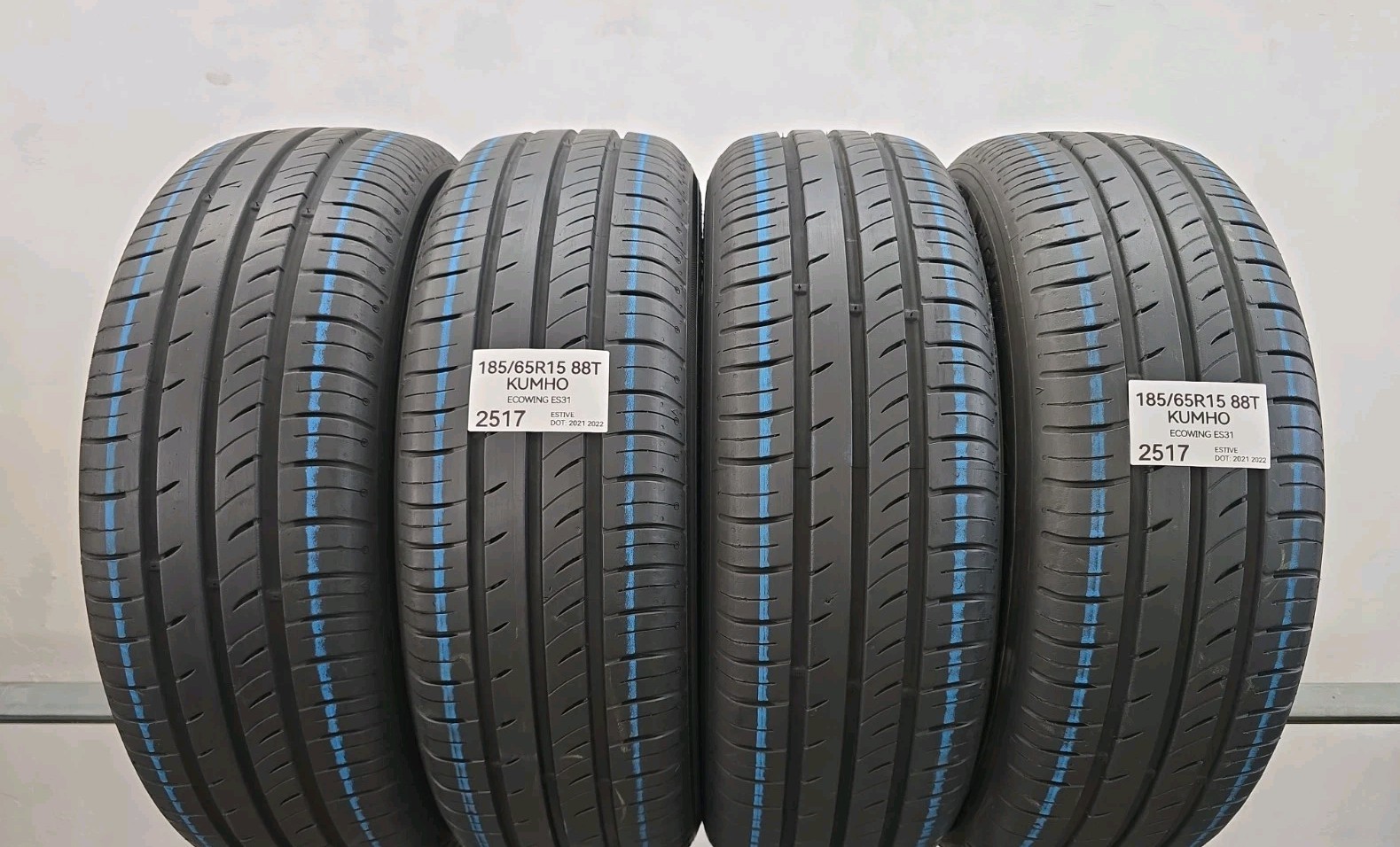 4 GOMME ESTIVE 185/65 R15 88 T KUMHO - EcoWing ES31 PNEUMATICI USATI 1856515