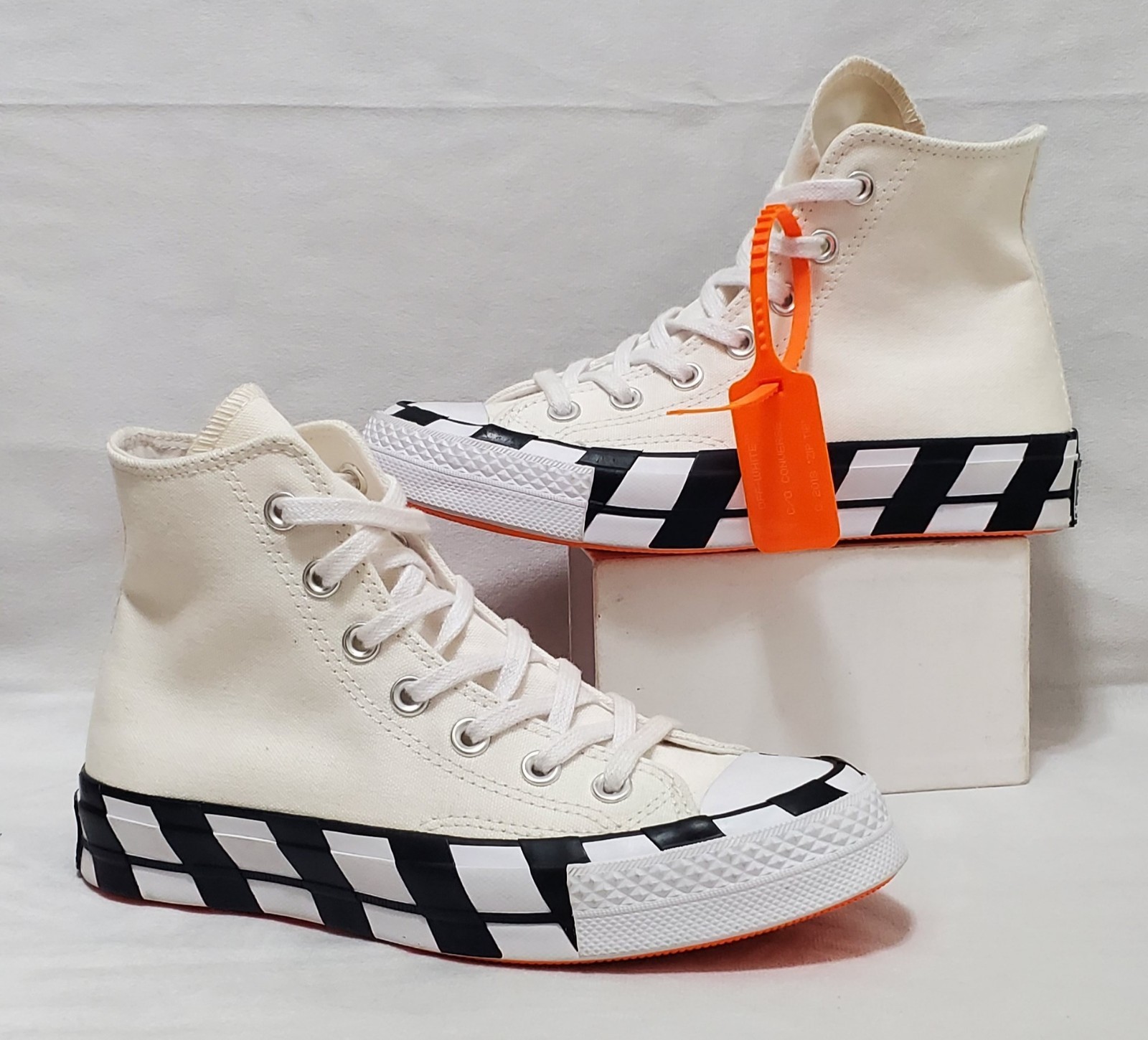 NWOB Converse (163862C) Chuck 70 Off-White Unisex Sneakers WMN Size 6 MNS Size 4 thumbnail 14