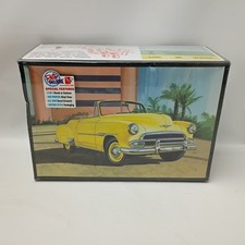 Amt 1951 Chevy Sun Cruiser Convertible 125 Model Kit New Sealed