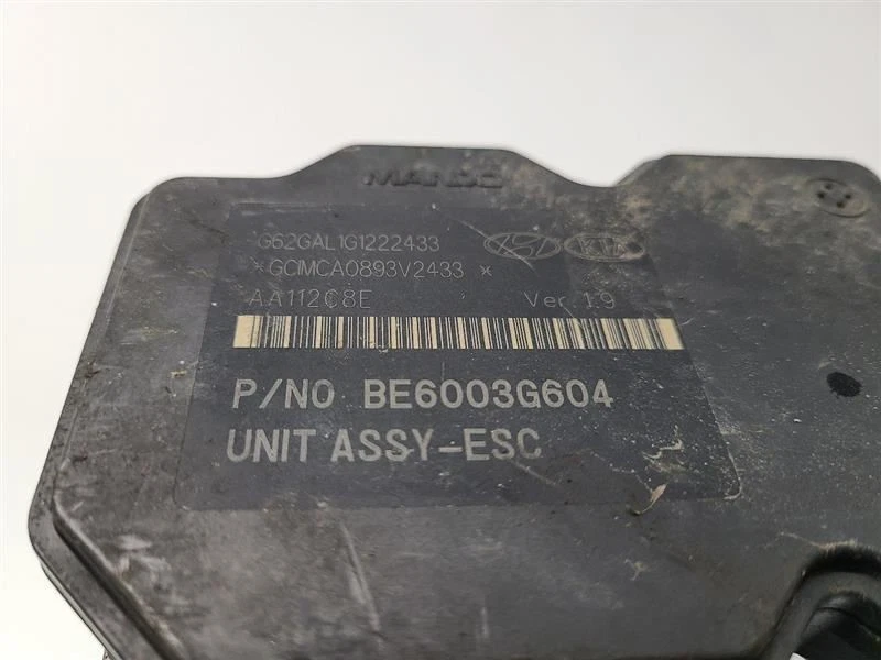 13 HYUNDAI VELOSTER Anti-Lock Brake Part ABS Electronic Stability Control OEM - Image 2 of 4