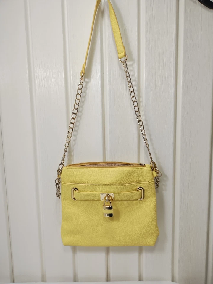 Charming Charlie Hand Bag Yellow Crossbody Purse Gold Accents - Image 2 of 4