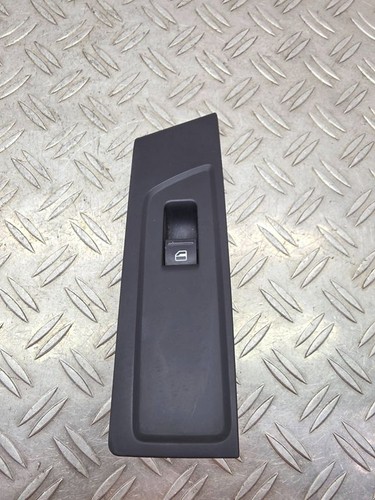 Volkswagen PASSAT B7 Vorne rechts Schalter el. Fensterheber 3AB857858 RVP25611