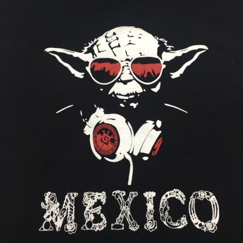 Yoda Mexico Star Wars Womens Size Medium Tshirt Black Sunglasses Headphones EUC - Picture 1 of 6