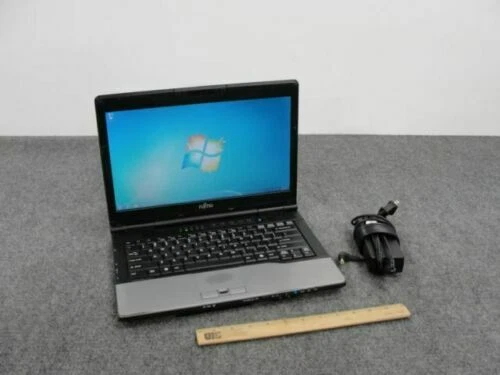 Portátiles y netbooks Fujitsu con Windows 10